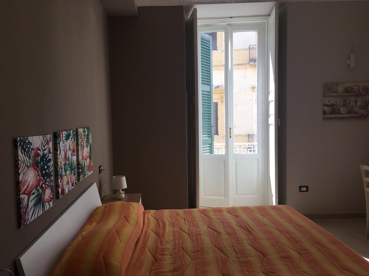 Sax B&B Palazzo Sarro Trani Zewnętrze zdjęcie